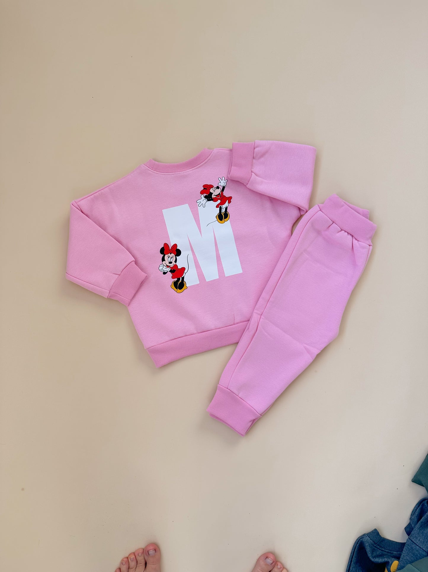 Character Initial Sweat Set